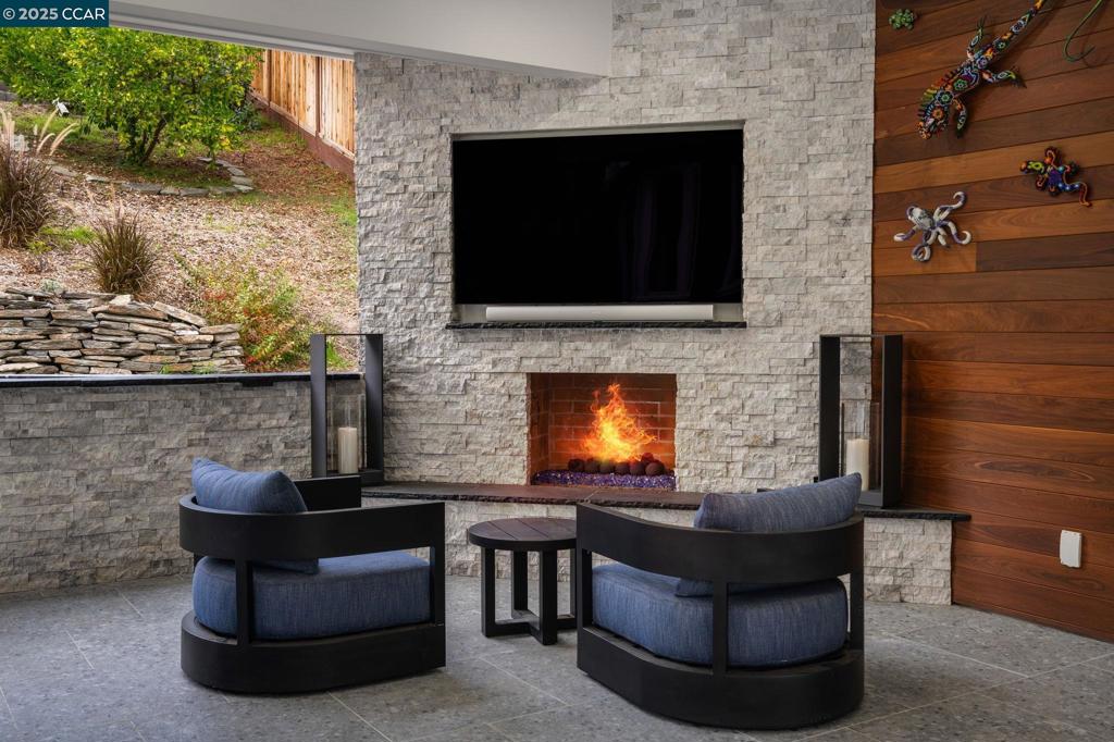 MAGEE RANCH - Residential