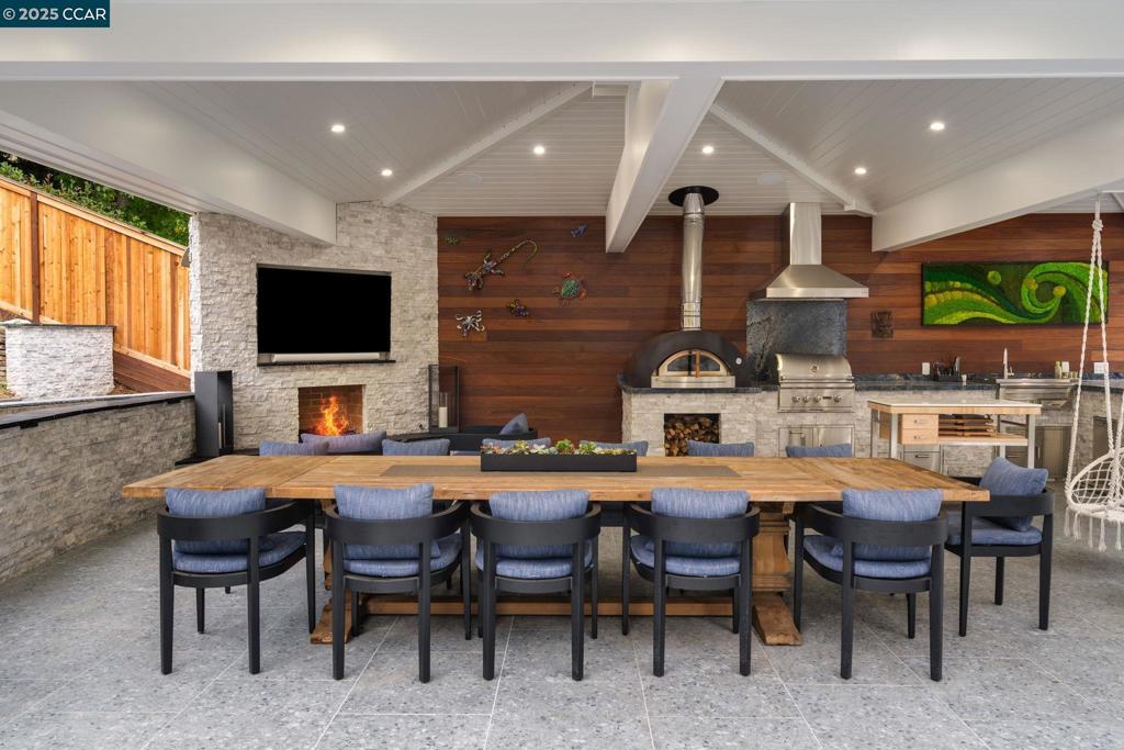 MAGEE RANCH - Residential