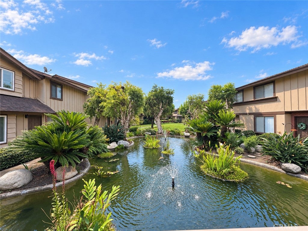 10330 Downey Ave 20