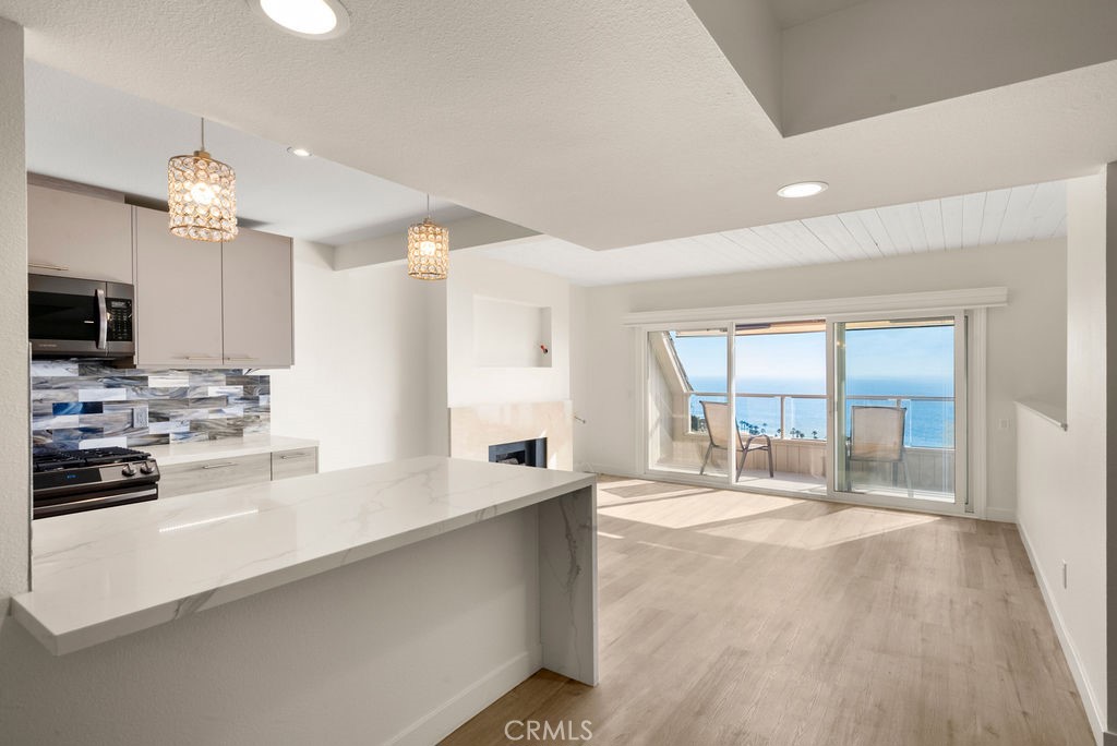 21751 Ocean Vista Dr