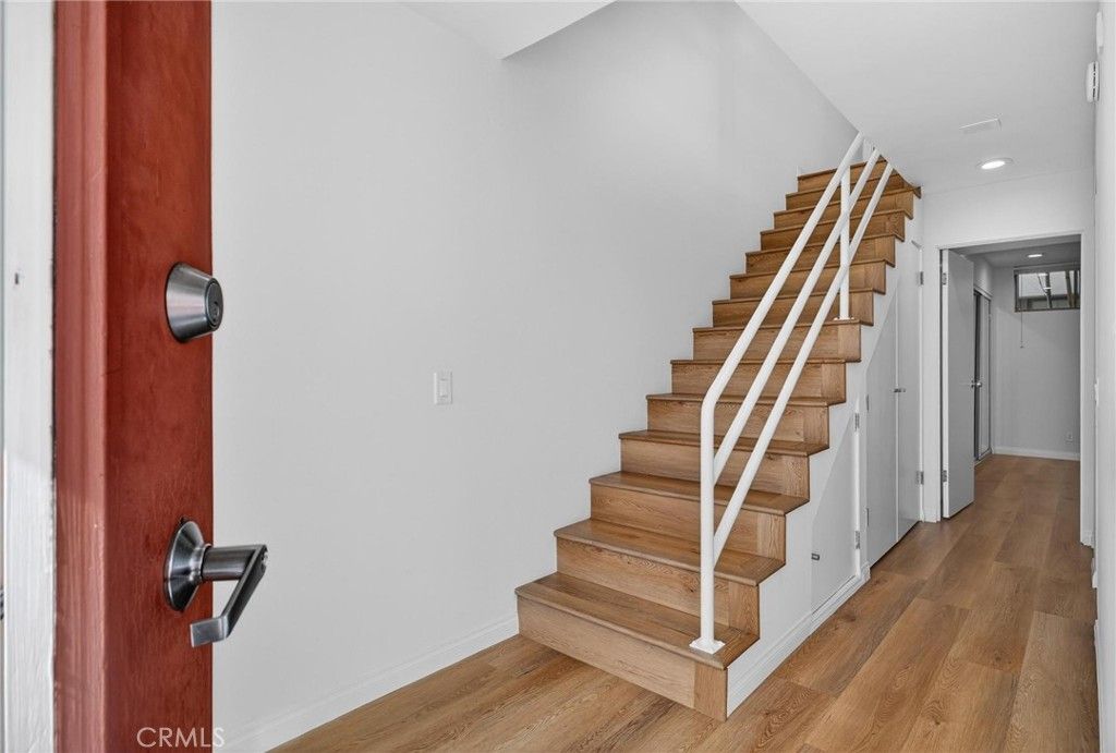 Photo of 821 Bay St St #C5, Santa Monica, CA 90405 (MLS # SB26019619)