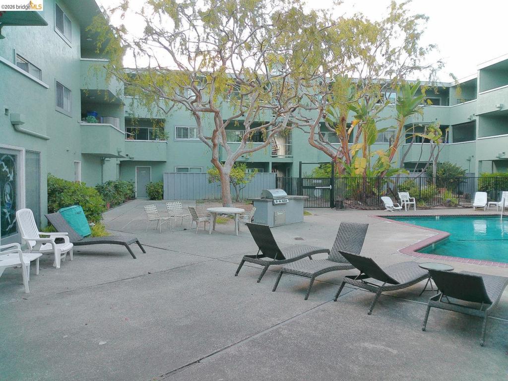 325 Kitty Hawk Rd 304