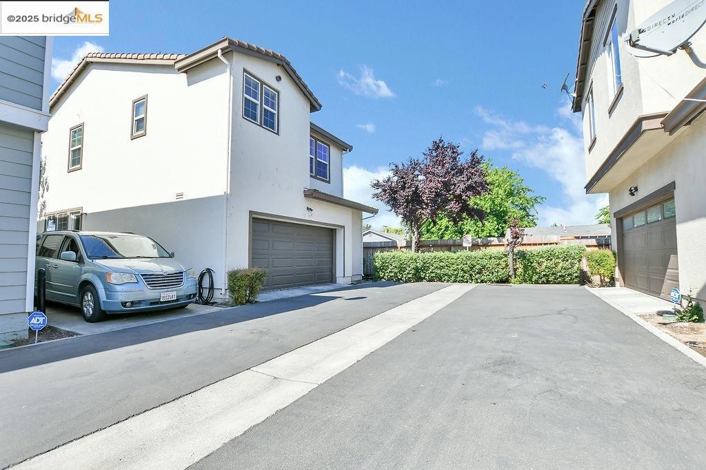 1619 Centennial Dr
