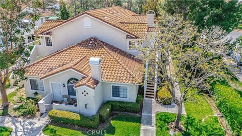 Photo of 6 Pica Flor, Rancho Santa Margarita, CA 92688 (MLS # OC25265705)