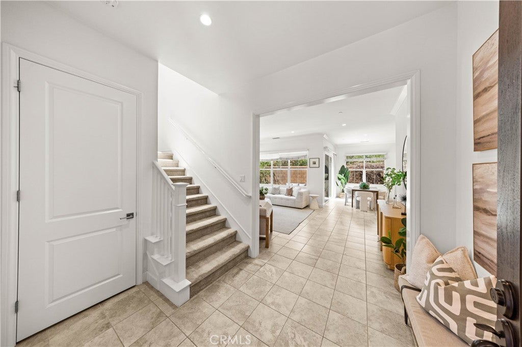 68 tollson, Irvine CA 92620
