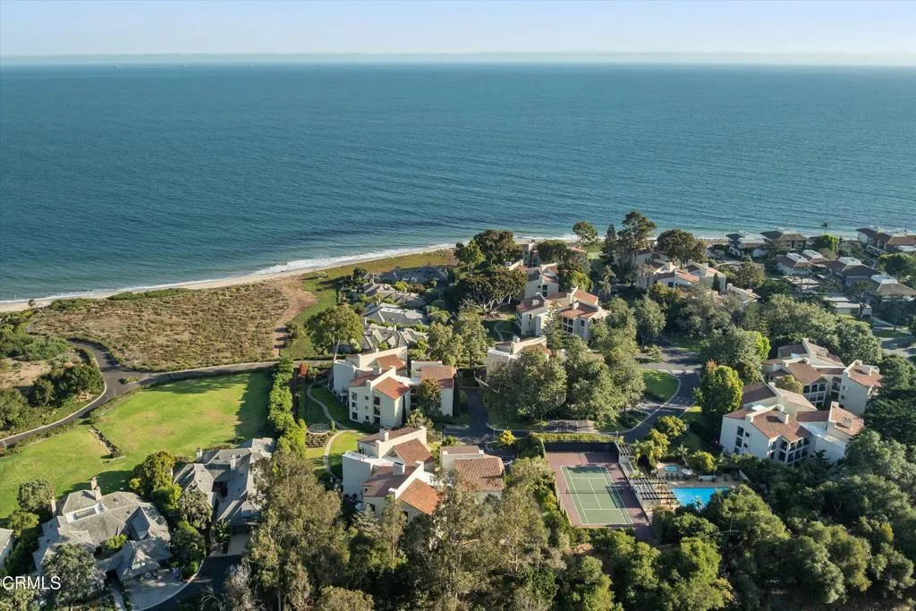 Montecito, California 93108, United States, 2 Bedrooms Bedrooms, ,2 BathroomsBathrooms,Residential,Active,195947