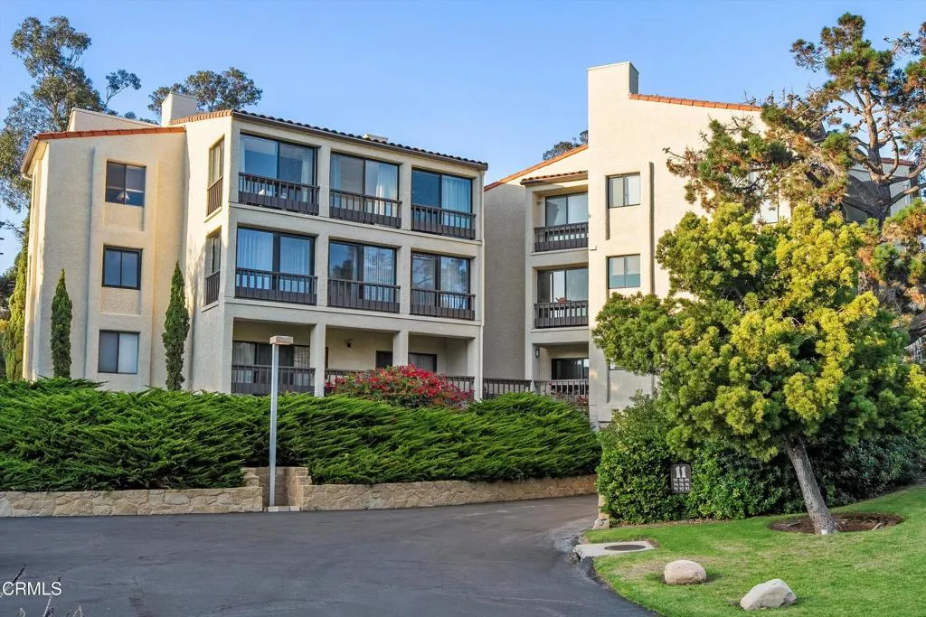 Montecito, California 93108, United States, 2 Bedrooms Bedrooms, ,2 BathroomsBathrooms,Residential,Active,195947