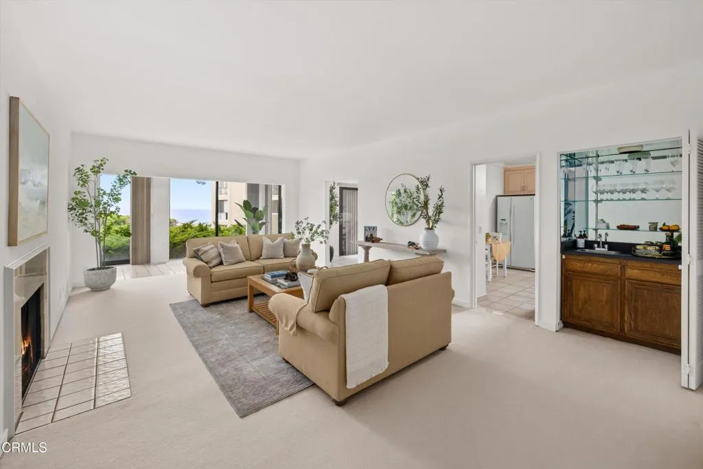 Montecito, California 93108, United States, 2 Bedrooms Bedrooms, ,2 BathroomsBathrooms,Residential,Active,195947