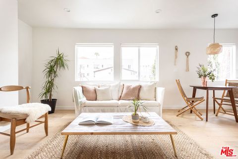 Photo of 3615 Bellevue Avenue, Los Angeles, CA 90026 (MLS # 26665375)