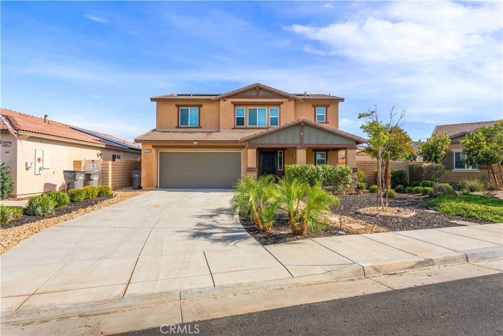 Photo of 29460 Bamboo Court, Winchester, CA 92596 (MLS # SW25267104)