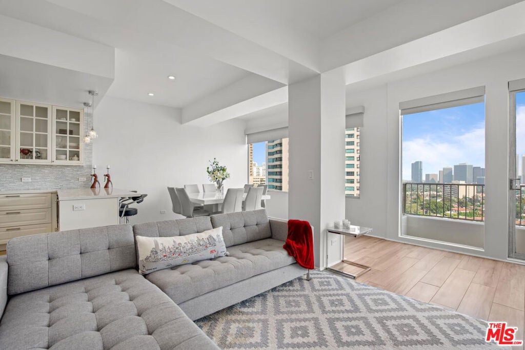 10501 Wilshire Boulevard 1709