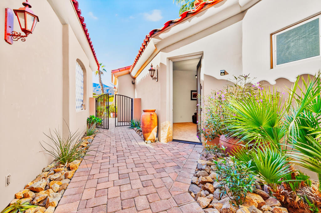 Haciendas at La Quinta - Residential