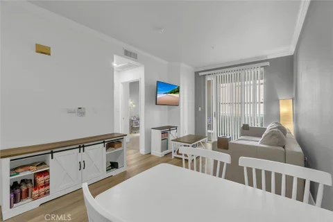 MLS: OC26201833