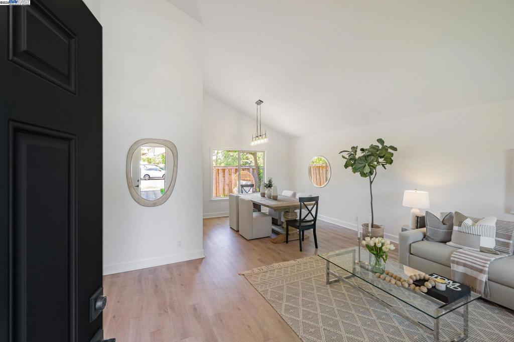 2140 Blackrock Pl