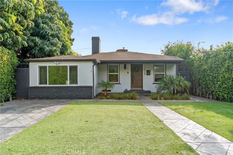 Photo of 11938 Exposition Boulevard, Los Angeles, CA 90064 (MLS # SB25280234)