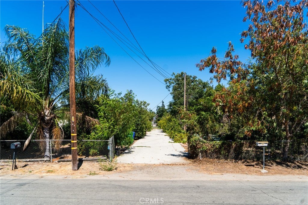6594 Smith