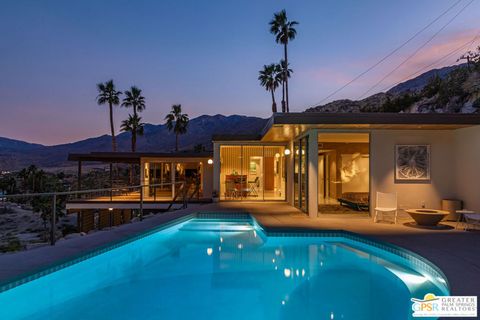 Photo of 2425 Cahuilla Hills Drive, Palm Springs, CA 92264 (MLS # 26666453PS)