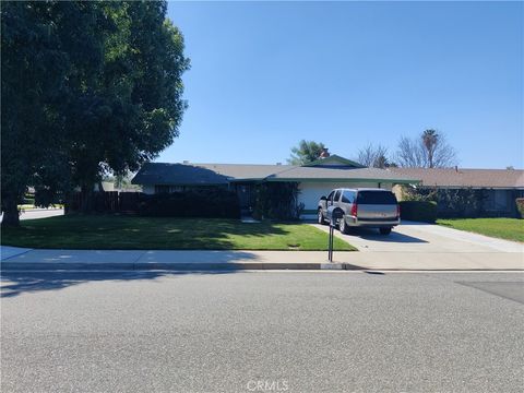 2828 Shalimar Riverside CA 92504