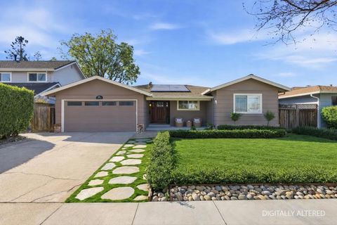 Photo of 1696 Morning Glory Lane, San Jose, CA 95124 (MLS # ML82048562)
