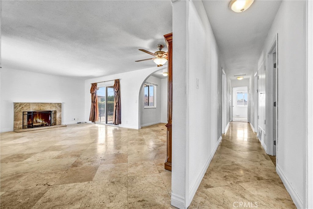 4512 W Sirius