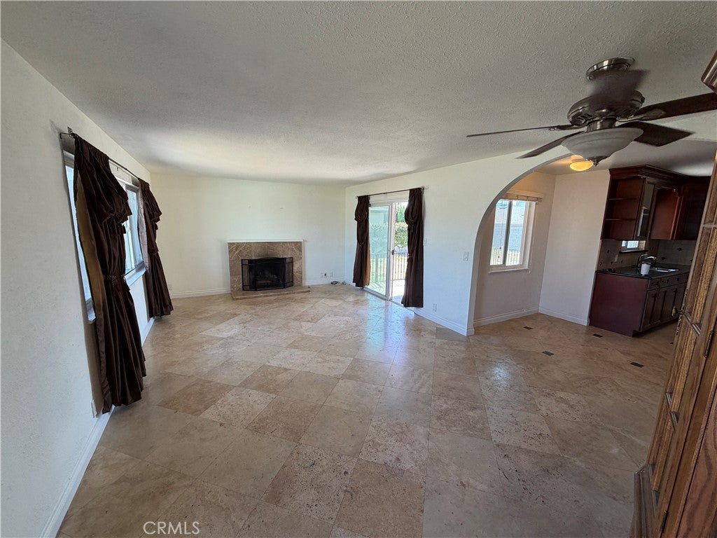 4512 W Sirius