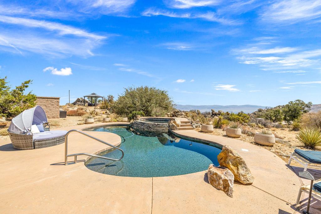 Alpine Village/Pyn P - Residential