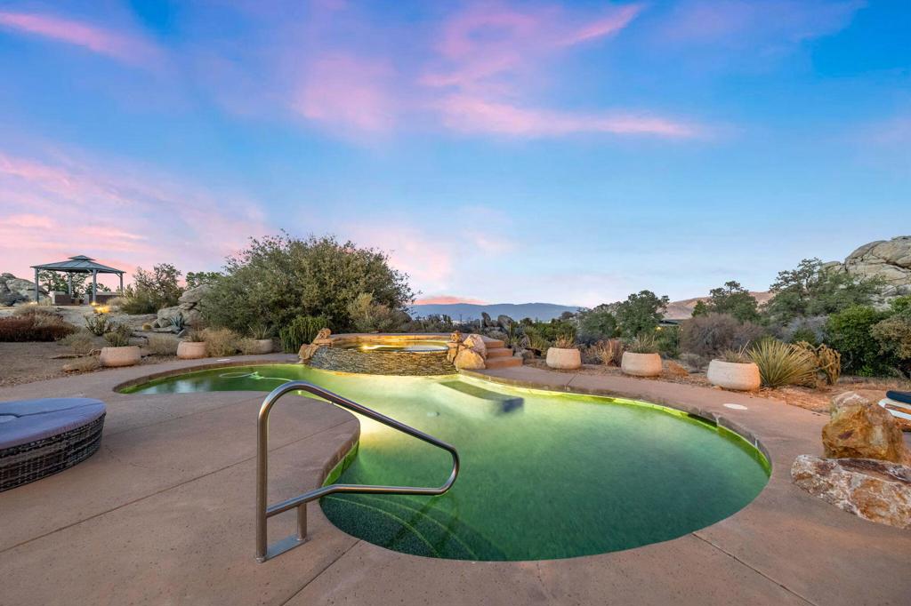 Alpine Village/Pyn P - Residential