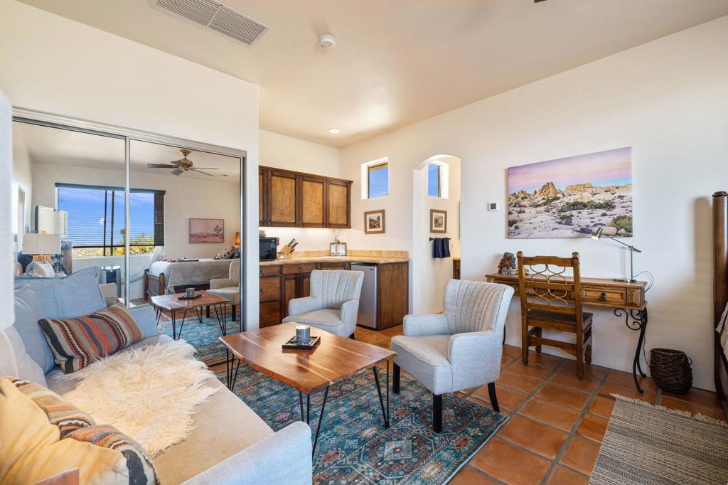 Alpine Village/Pyn P - Residential