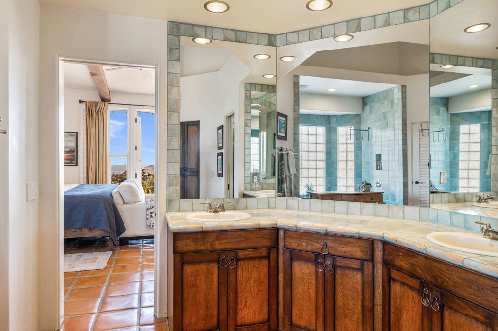 Alpine Village/Pyn P - Residential