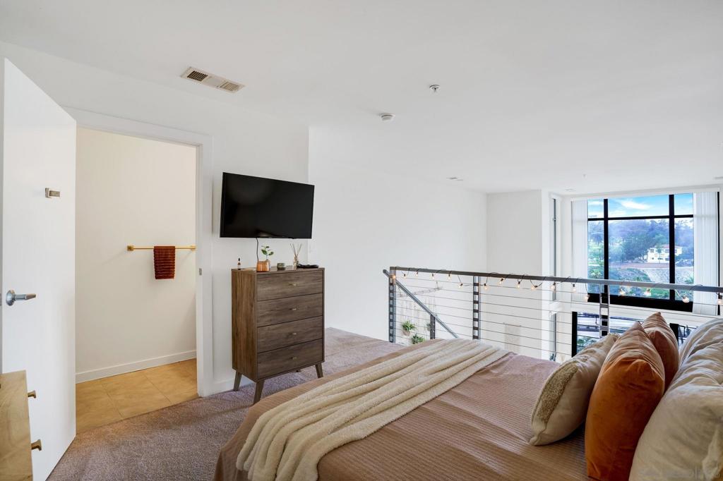Downtown - Residential Lease