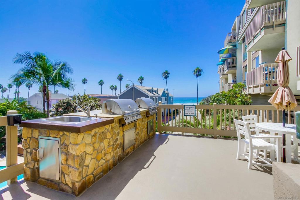 999 N Pacific Street A105