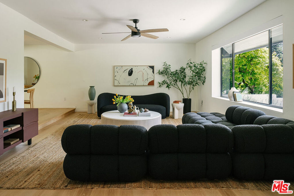 Properties 4 3122 Arrowhead Drive