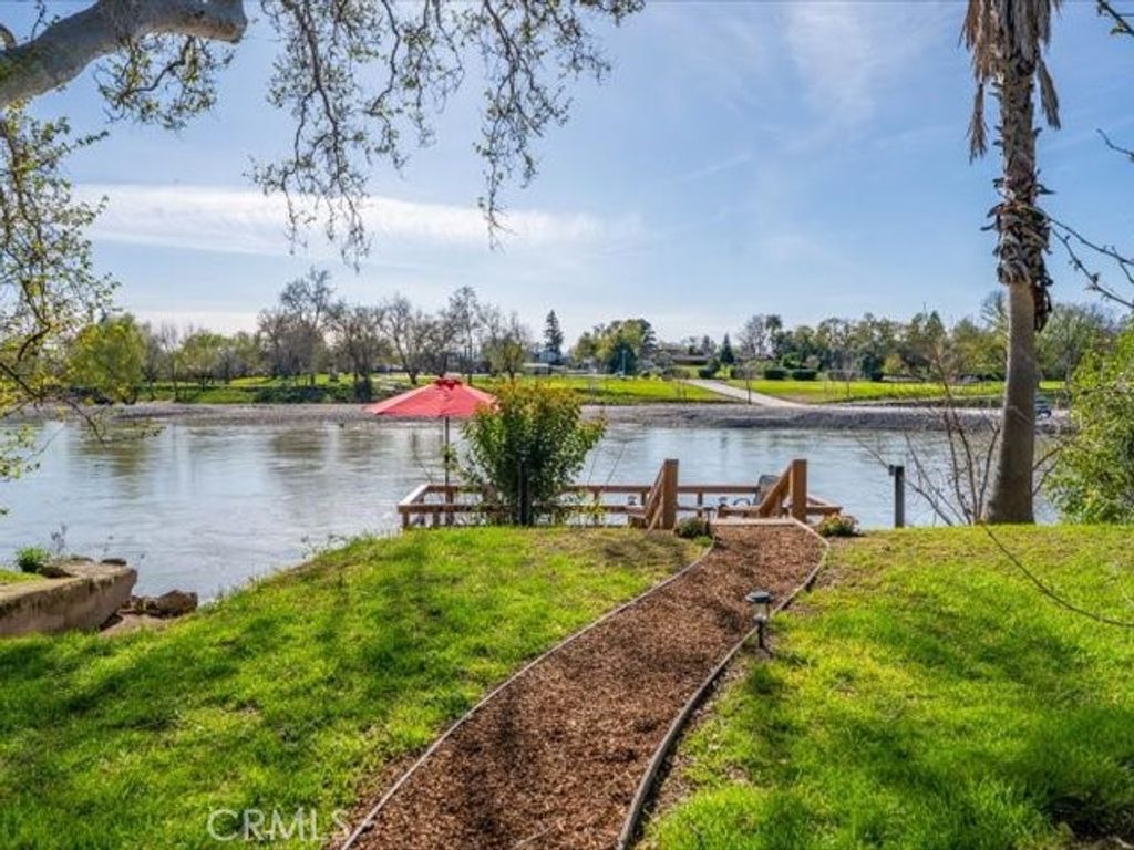 Photo of 195 Howell Avenue, Red Bluff, CA 96080 (MLS # SN26066913)