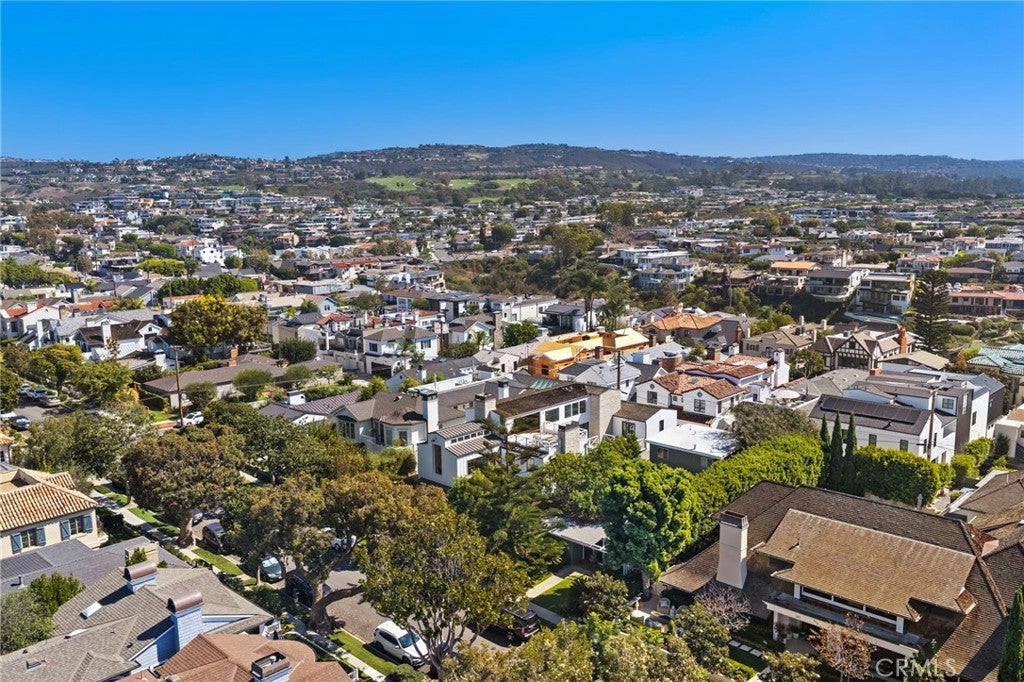 226 Poinsettia Avenue, Corona Del Mar, CA 92625 — MLS #NP26218587 — photo 70 of 75