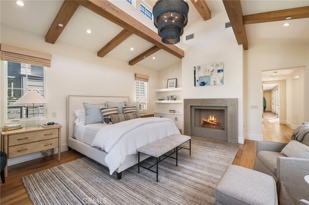 226 Poinsettia Avenue, Corona Del Mar, CA 92625 — MLS #NP26218587 — photo 33 of 75