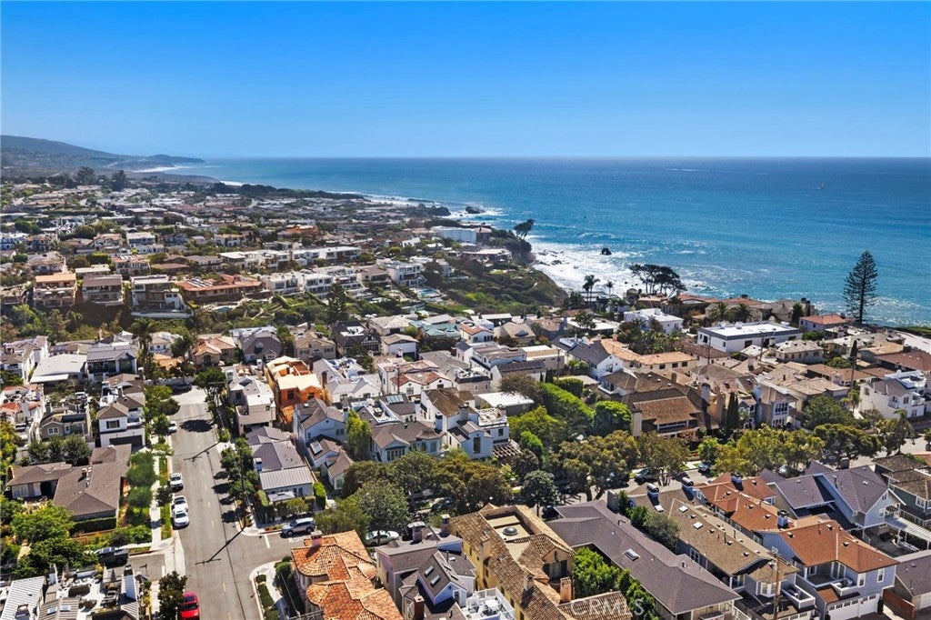 226 Poinsettia Avenue, Corona Del Mar, CA 92625 — MLS #NP26218587 — photo 69 of 75