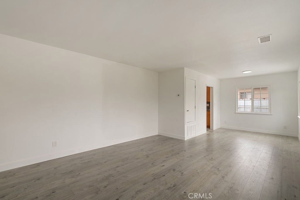 11583 Embree