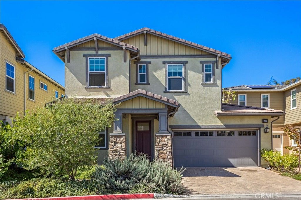 Photo of 6658 Sand Castle Pl Pl, Goleta, CA 93117 (MLS # OC25232201)