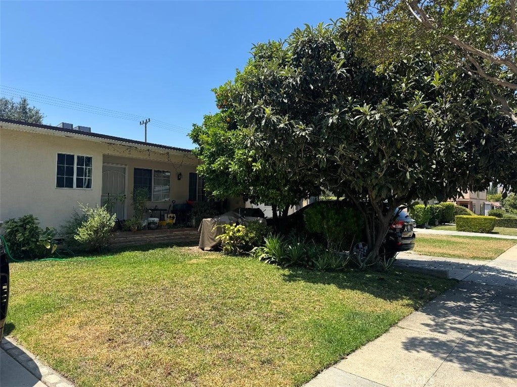 638 Salem Street