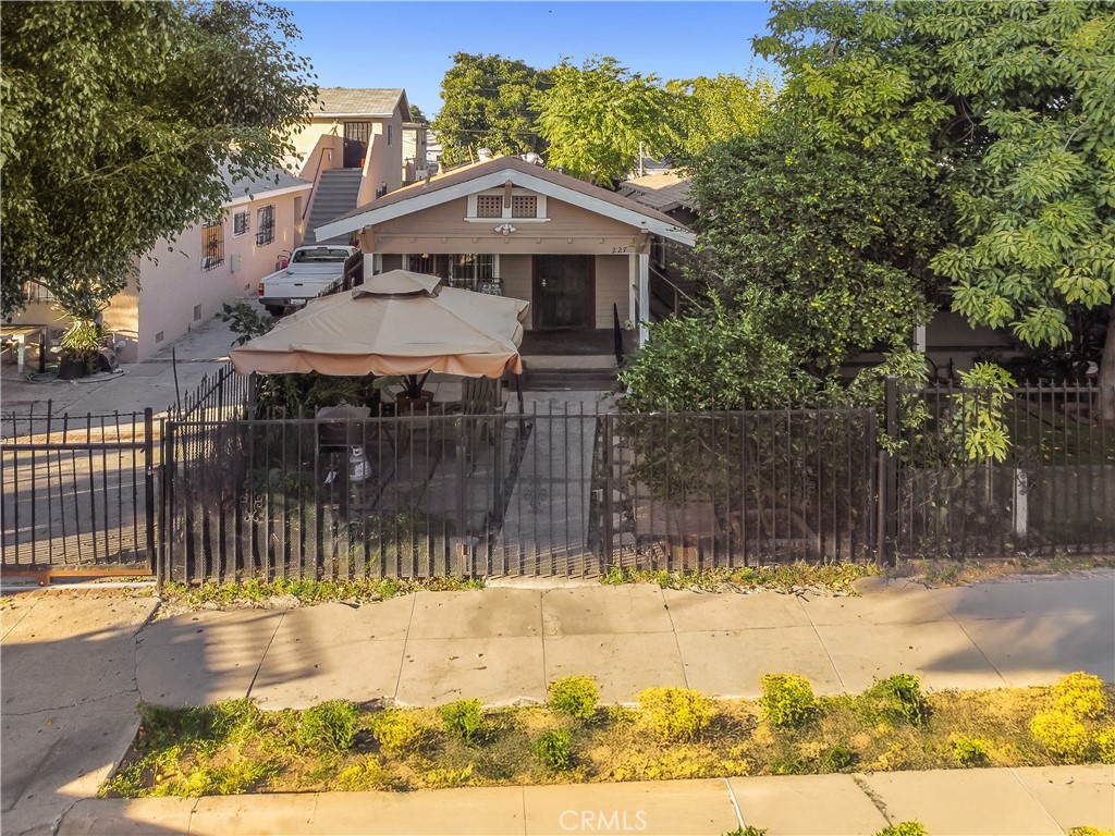 Welcome to 227 E 55th St, a charming home that perfectly blends modern comfort with classic LA character. Originally a 1-bedroom, 1-bath residence, this property has been thoughtfully reconfigured and expanded into a spacious 2-bedroom, 2-bath home, offering greater flexibility and functionality for today’s lifestyle. Step inside to find a bright and open living area with fresh finishes, beautiful flooring, and an inviting layout ideal for relaxing or entertaining. The u kitchen features sleek countertops, stylish cabinetry, and fully functional appliances, ready for your culinary creations. Both bedrooms are generously sized, and the two bathrooms showcase contemporary fixtures and beautiful tile work. Outside, you’ll enjoy a private yard with plenty of room for outdoor gatherings, gardening, or future additions. The property also offers convenient parking and is located on a quiet residential street close to downtown LA, schools, parks, and major freeways making it perfect for commuters or anyone seeking a centrally located home. Whether you’re a first-time buyer or an investor looking for a move-in-ready property with strong rental potential, 227 E 55th St delivers excellent value and modern living in one of LA’s most vibrant neighborhoods.