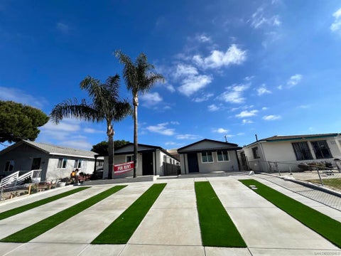 Photo of 4042 Eta St ST, San Diego, CA 92113 (MLS # 260015195SD)