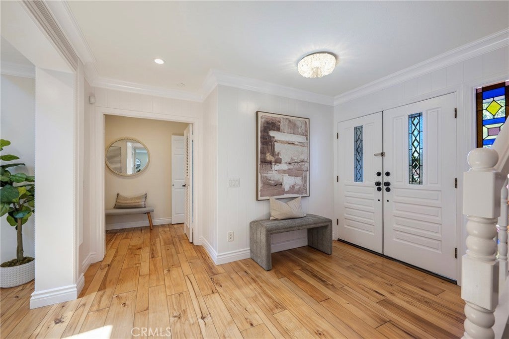 511 S Weymouth Court