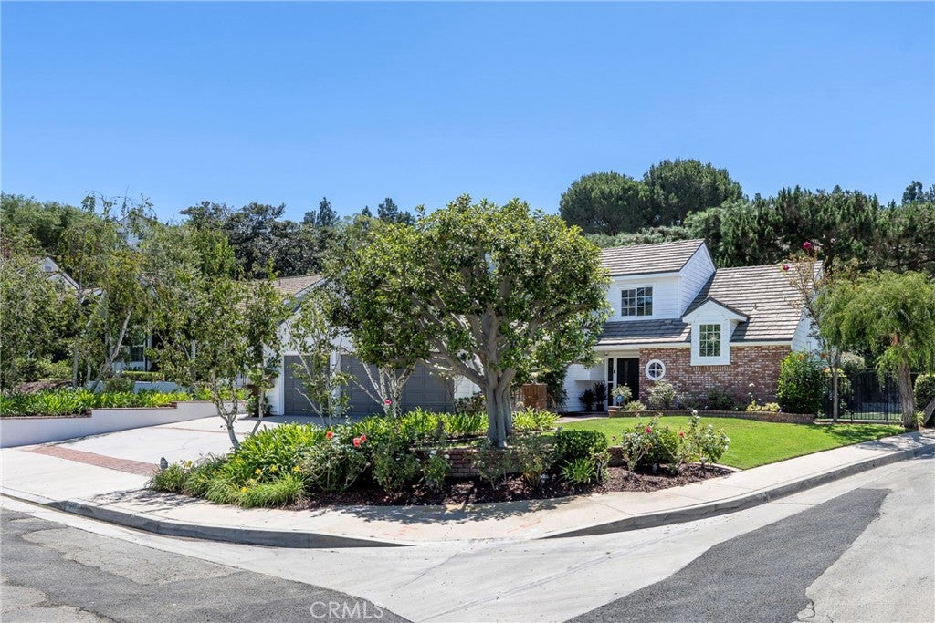 511 S Weymouth Court
