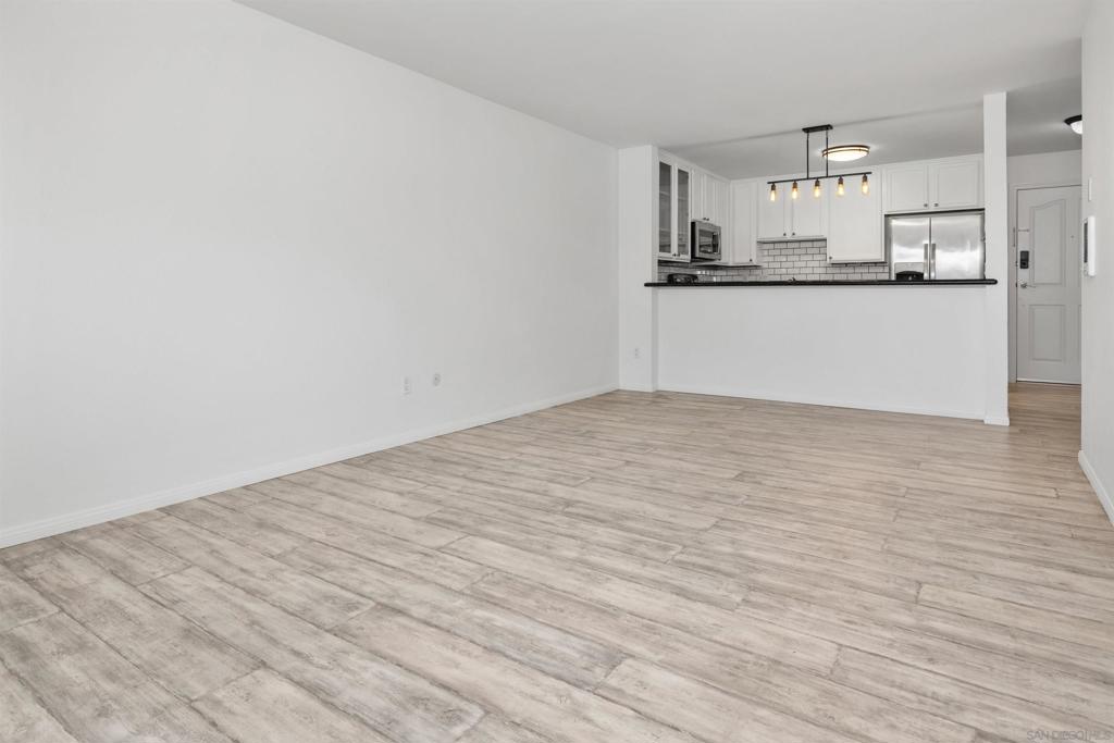 3030 Suncrest Dr 401