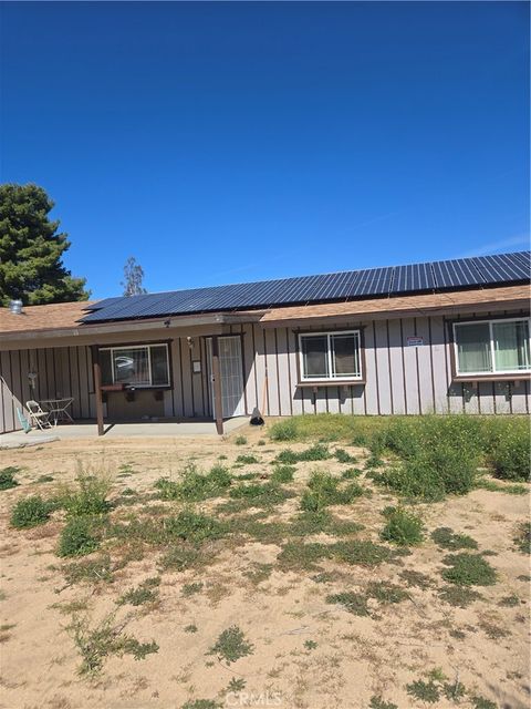 Photo of 57866 El Dorado Dr, Yucca Valley, CA 92284 (MLS # SW26050800)