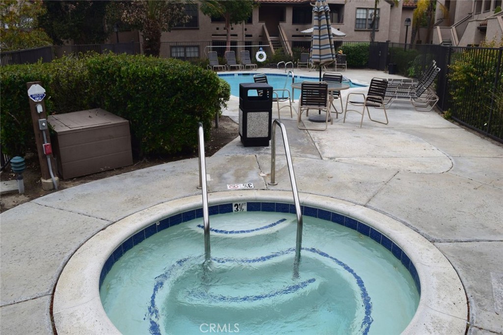 Vista Pacifica (VP) - Residential