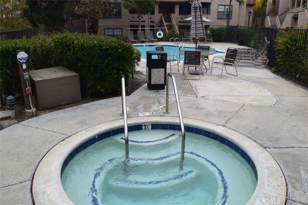 Vista Pacifica (VP) - Residential