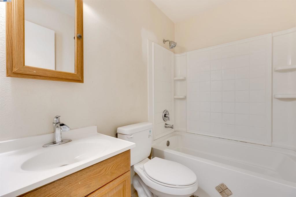 CONTRA LOMA ESTS - Residential