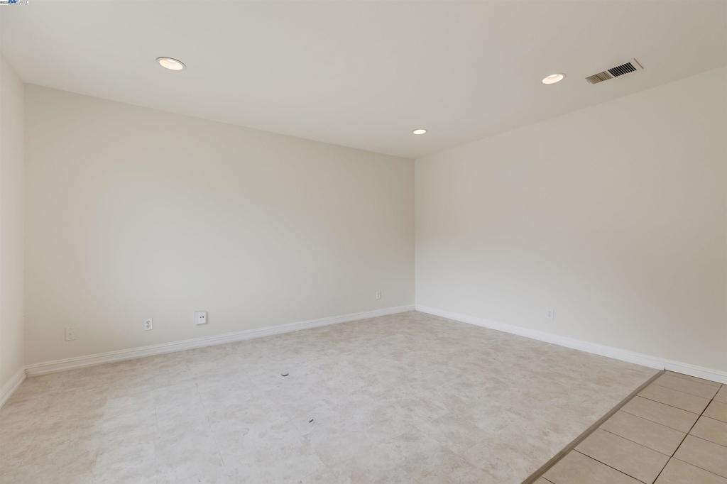 CONTRA LOMA ESTS - Residential