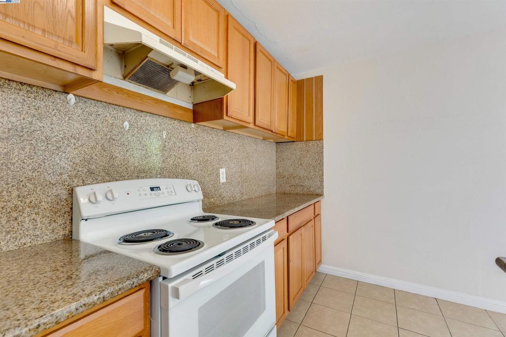 CONTRA LOMA ESTS - Residential